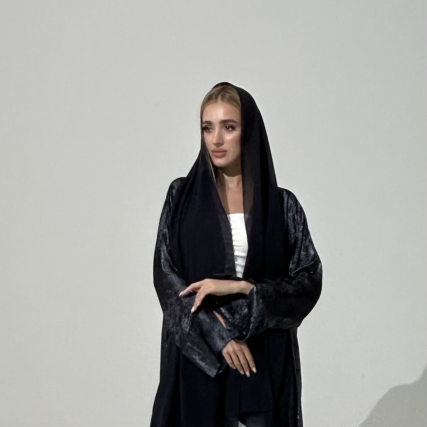 Black Velvet Bisht
